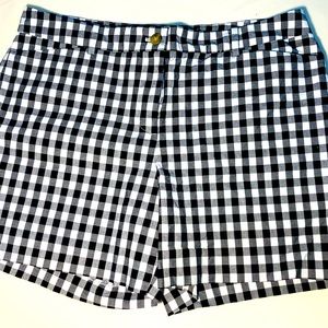 Talbots black/white plaid shorts